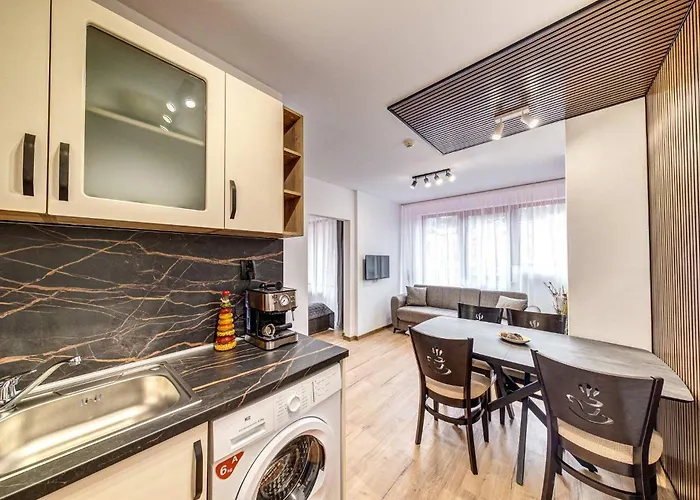 Alpine Hideaway At The Castle